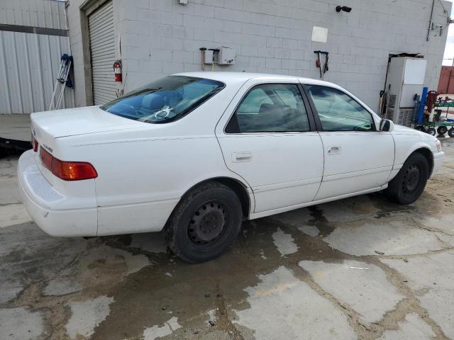 Photo 3 from auction – 2001 TOYOTA CAMRY CE with VIN 4T1BG22K01U841255