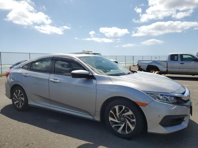 Photo 4 from auction – 2018 HONDA CIVIC EX with VIN 2HGFC2F70JH524880