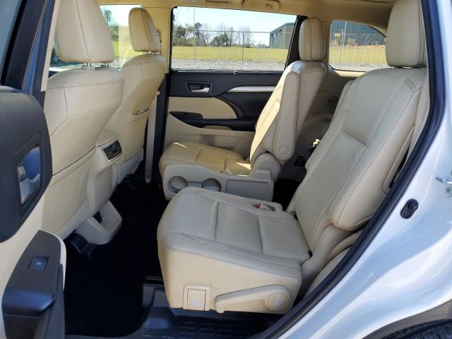 Photo 11 from auction – 2018 TOYOTA HIGHLANDER with VIN 5TDJZRFH6JS545176