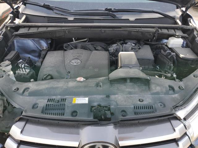 Photo 12 from auction – 2019 TOYOTA HIGHLANDER with VIN 5TDJZRFH5KS739165