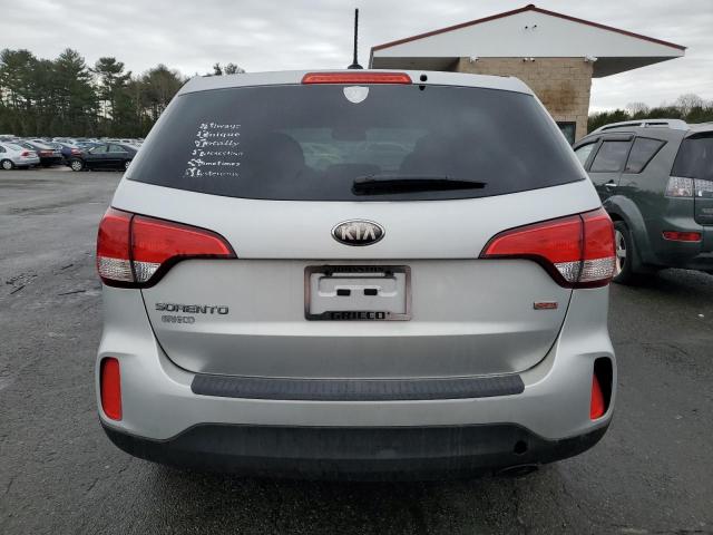 Photo 6 from auction – 2014 KIA SORENTO LX with VIN 5XYKT3A67EG445972