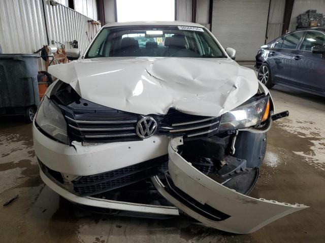 Photo 5 from auction – 2013 VOLKSWAGEN PASSAT S with VIN 1VWAP7A39DC061219