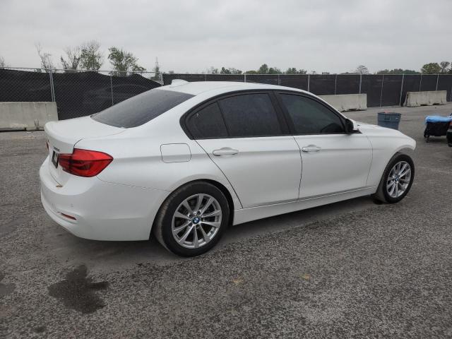Снимка 3 от търг – 2017 BMW 320 I с VIN WBA8A9C39HK863984