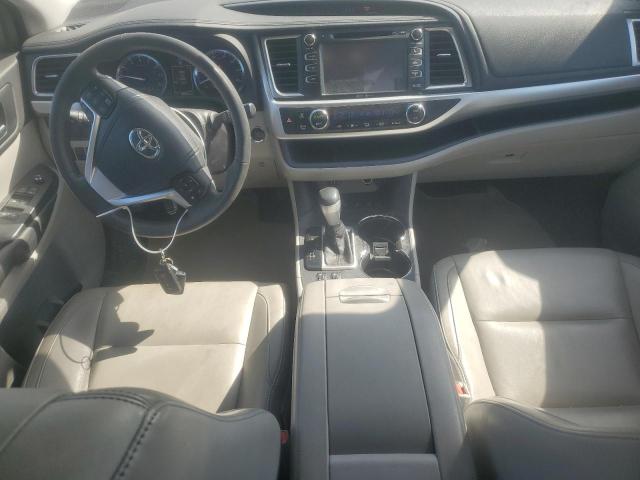 Photo 8 from auction – 2015 TOYOTA HIGHLANDER with VIN 5TDJKRFH0FS121746