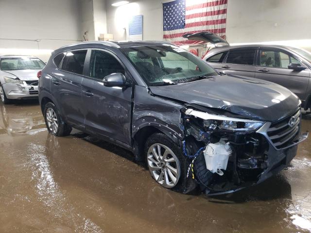 Photo 4 from auction – 2017 HYUNDAI TUCSON LIM with VIN KM8J3CA48HU350975