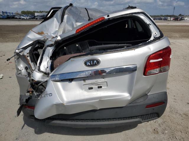 Photo 6 from auction – 2013 KIA SORENTO LX with VIN 5XYKT4A63DG311478