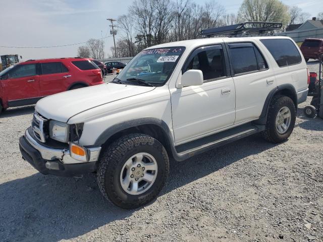 TOYOTA 4RUNNER SR 2000 with VIN JT3HN86R5Y0286565 - Photo from auction