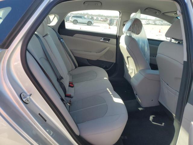 Photo 10 from auction – 2017 HYUNDAI SONATA SE with VIN 5NPE24AF7HH583420
