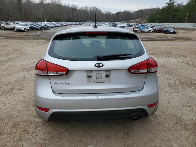 Photo 6 from auction – 2016 KIA FORTE LX with VIN KNAFK5A85G5547894