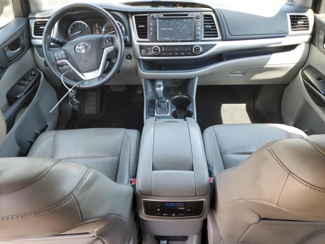 Photo 8 from auction – 2016 TOYOTA HIGHLANDER with VIN 5TDJKRFH3GS320856