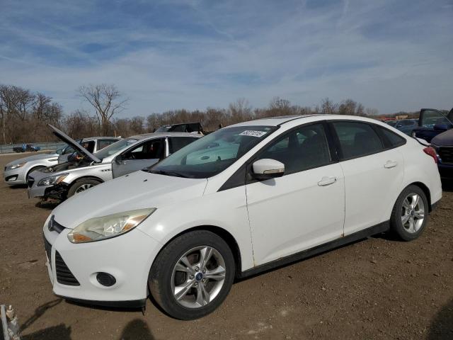 Снимка 1 от търг – 2014 FORD FOCUS SE с VIN 1FADP3F2XEL220068