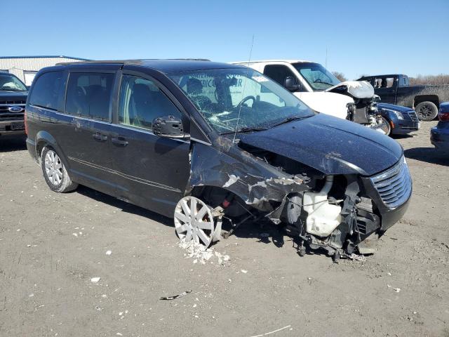 Photo 4 from auction – 2015 CHRYSLER TOWN & COU with VIN 2C4RC1BG8FR510206