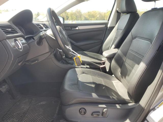 Photo 7 from auction – 2015 VOLKSWAGEN PASSAT S with VIN 1VWAS7A30FC019670