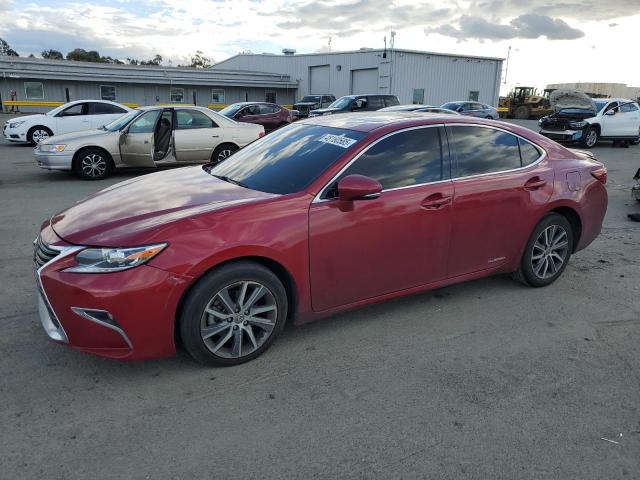 LEXUS ES 300H 2017 with VIN JTHBW1GG7H2134311 - Photo from auction