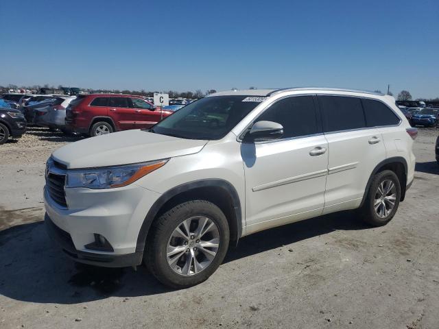 TOYOTA HIGHLANDER 2015 with VIN 5TDDKRFH0GS256708 - Photo from auction