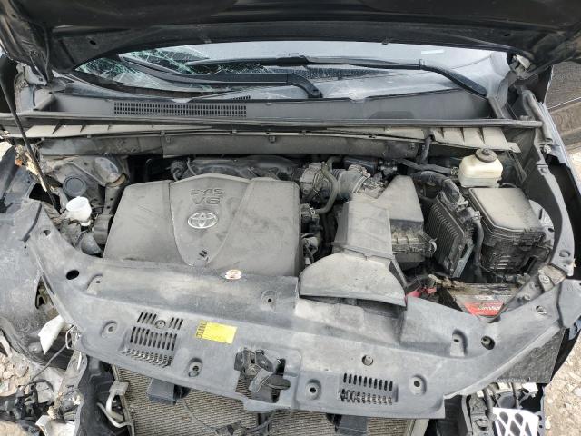 Снимка 12 от търг – 2018 TOYOTA HIGHLANDER с VIN 5TDBZRFH5JS895676