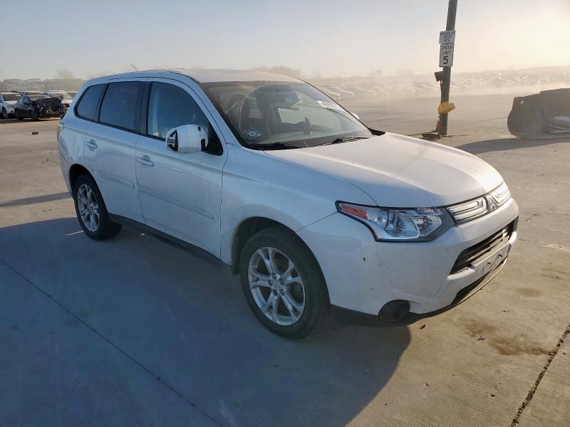 Снимка 4 от търг – 2014 MITSUBISHI OUTLANDER с VIN JA4AZ3A33EZ017957