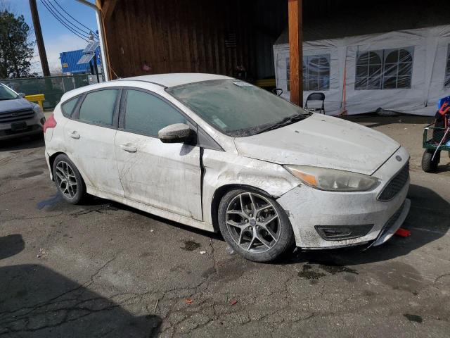 Photo 4 from auction – 2016 FORD FOCUS SE with VIN 1FADP3K27GL331444
