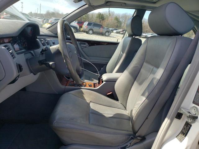 Снимка 7 от търг – 2000 MERCEDES-BENZ E 320 с VIN WDBJF65J3YB080853