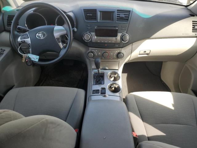 Снимка 8 от търг – 2012 TOYOTA HIGHLANDER с VIN JTEBC3EH4C2010728