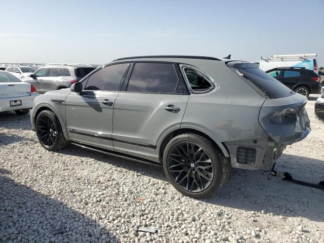 Photo 2 from auction – 2022 BENTLEY BENTAYGA S with VIN SJAAR2ZV5NC013998