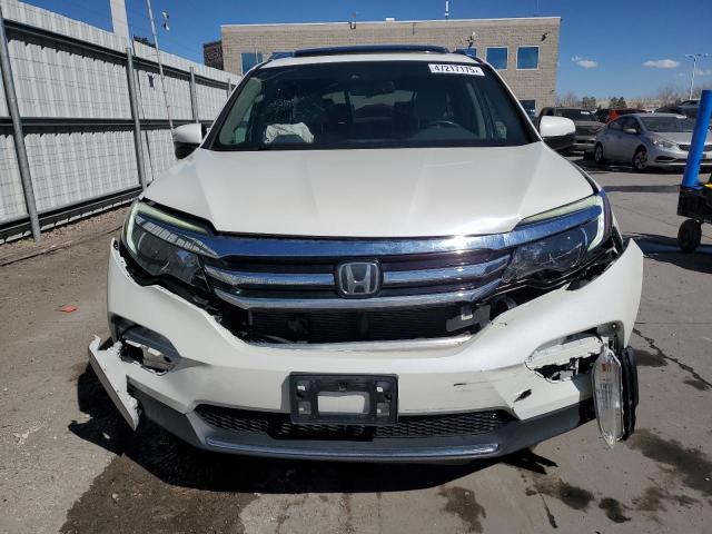 Photo 5 from auction – 2017 HONDA PILOT TOUR with VIN 5FNYF6H91HB007611