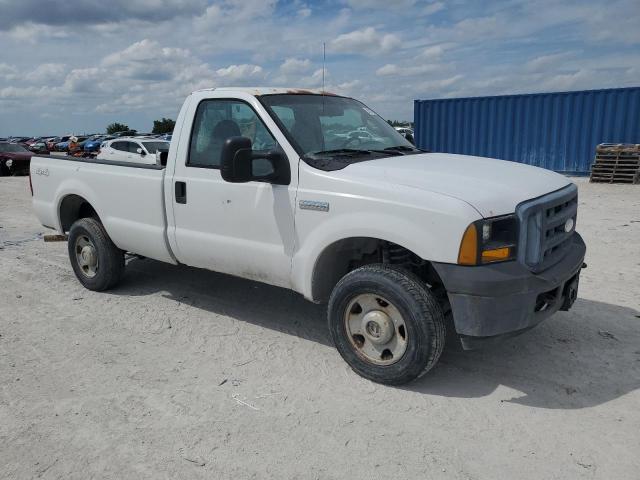 Photo 4 from auction – 2006 FORD F250 with VIN 1FTNF21586EB86943
