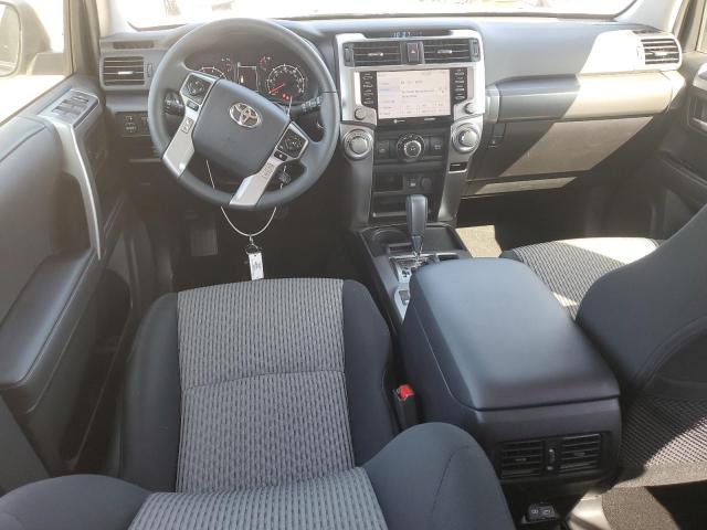 Photo 8 from auction – 2024 TOYOTA 4RUNNER SR with VIN JTEEU5JR6R5315210