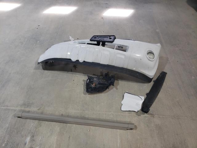 Photo 13 from auction – 2010 FORD ESCAPE XLS with VIN 1FMCU0C71AKA93137
