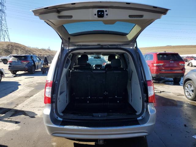 Photo 6 from auction – 2016 CHRYSLER TOWN & COU with VIN 2C4RC1BG3GR299773