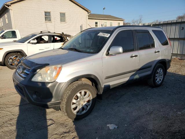 HONDA CR-V EX 2005 with VIN SHSRD78895U308803 - Photo from auction