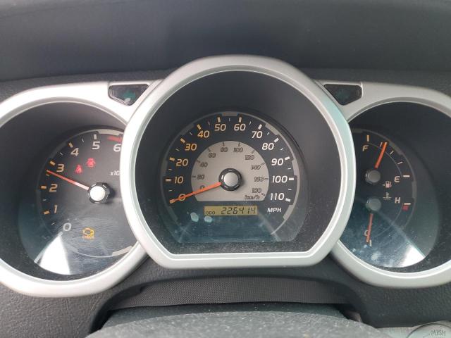 Снимка 9 от търг – 2005 TOYOTA 4RUNNER SR с VIN JTEZU14R350053191