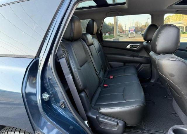 Photo 6 from auction – 2013 NISSAN PATHFINDER with VIN 5N1AR2MMXDC675261