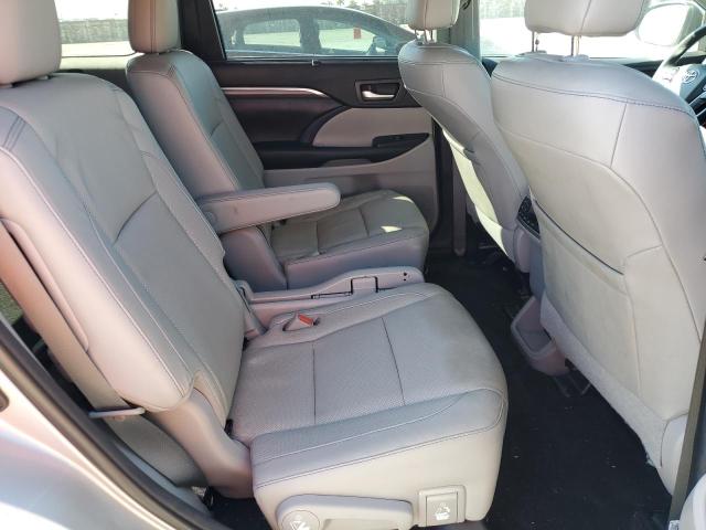Photo 11 from auction – 2019 TOYOTA HIGHLANDER with VIN 5TDDZRFH5KS700394