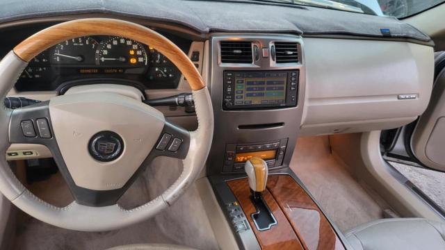 Photo 9 from auction – 2004 CADILLAC XLR with VIN 1G6YV34A945601816
