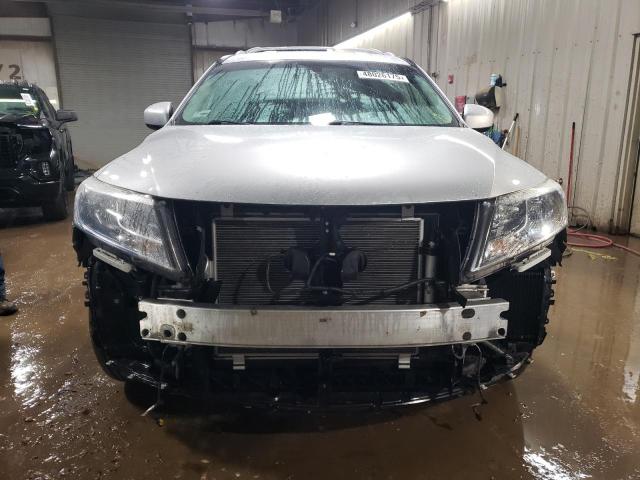 Photo 5 from auction – 2016 NISSAN PATHFINDER with VIN 5N1AR2MM1GC665643