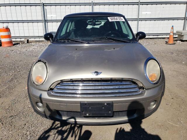 Снимка 5 от търг – 2009 MINI COOPER с VIN WMWMF33549TW77649