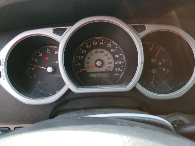 Photo 9 from auction – 2004 TOYOTA 4RUNNER SR with VIN JTEBU14R140026877