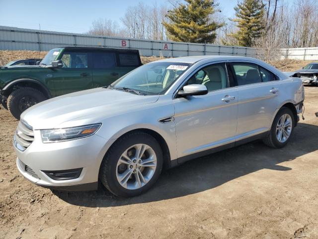 FORD TAURUS SEL 2018 с VIN 1FAHP2H85JG140807 - Снимка от търг