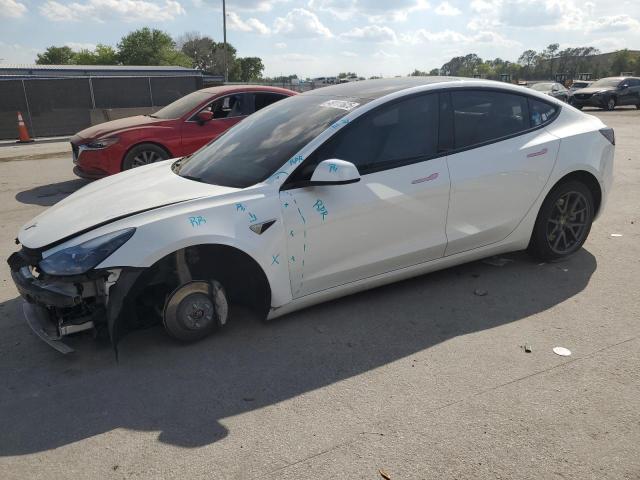 Снимка 1 от търг – 2022 TESLA MODEL 3 с VIN 5YJ3E1EB4NF167842