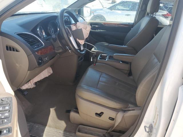 Photo 7 from auction – 2016 CHRYSLER TOWN & COU with VIN 2C4RC1BG9GR254997