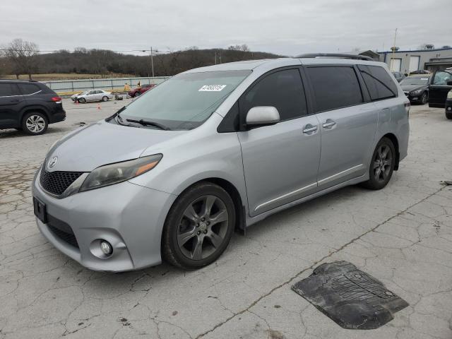 TOYOTA SIENNA SE 2016 with VIN 5TDXK3DC7GS695938 - Photo from auction