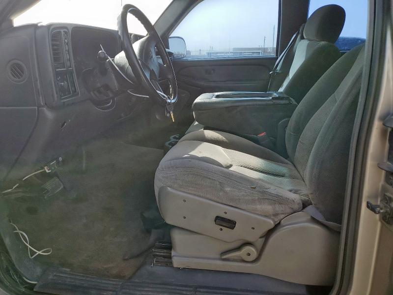 Photo 7 from auction – 2003 CHEVROLET SILVERADO with VIN 2GCEK19T031112373