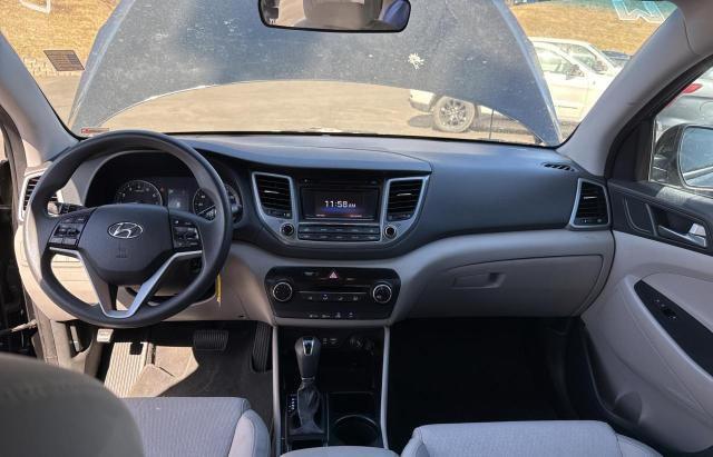 Photo 9 from auction – 2017 HYUNDAI TUCSON LIM with VIN KM8J3CA44HU278172