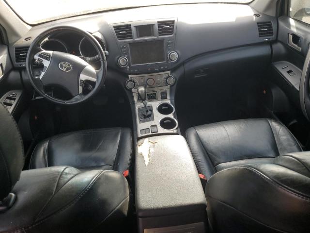 Photo 8 from auction – 2011 TOYOTA HIGHLANDER with VIN 5TDZK3EH3BS040347