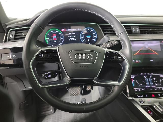 Снимка 9 от търг – 2022 AUDI E-TRON PRE с VIN WA1LAAGE6NB033303