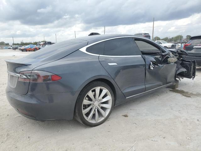 Снимка 3 от търг – 2016 TESLA MODEL S с VIN 5YJSA1E18GF146462