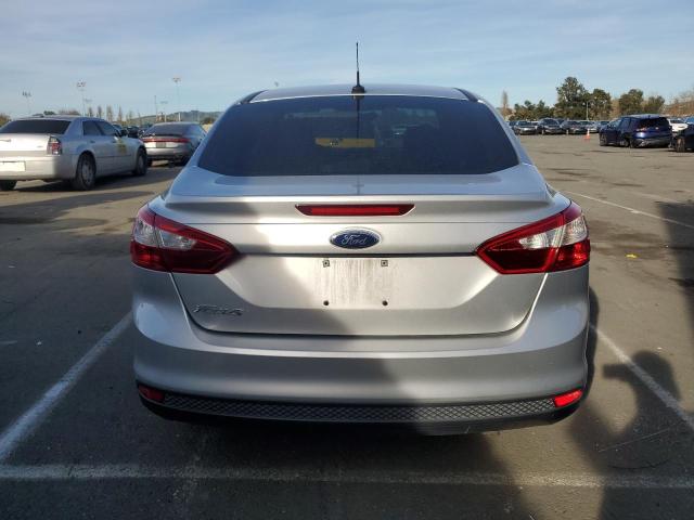 Снимка 6 от търг – 2013 FORD FOCUS S с VIN 1FADP3E27DL178118