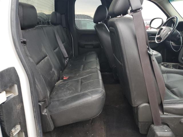 Photo 10 from auction – 2011 GMC SIERRA K15 with VIN 1GTR2WE36BZ323958