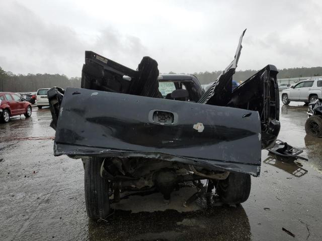 Photo 6 from auction – 2004 CHEVROLET SILVERADO with VIN 2GCEK19T341192334